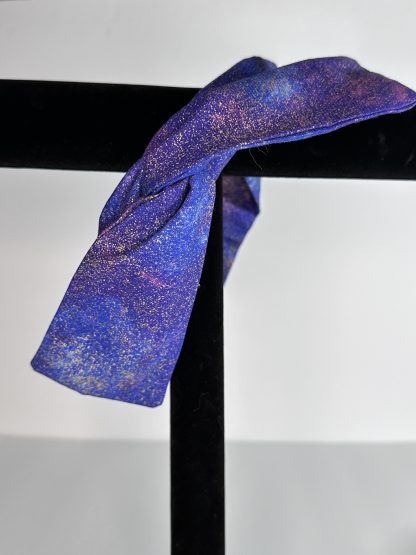 Headband with wire to mold perfectly to your head with no pinching or slipping
